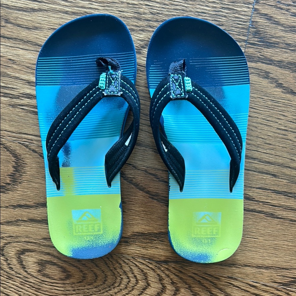 Reef Blue and Yellow Flip Flops Tropical Comfort